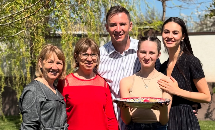 Un Paște cu adevărat special. De la anunțuri neașteptate, până la cadouri de lux. Cum au sărbătorit Gabriel Nebunu, Emilian Crețu, Iuliana și Ana Beregoi, dar și alte vedete de la noi - FOTO/VIDEO Un Paște cu adevărat special. De la anunțuri neașteptate, până la cadouri de lux. Cum au sărbătorit Gabriel Nebunu, Emilian Crețu, Iuliana și Ana Beregoi, dar și alte vedete de la noi - FOTO/VIDEO