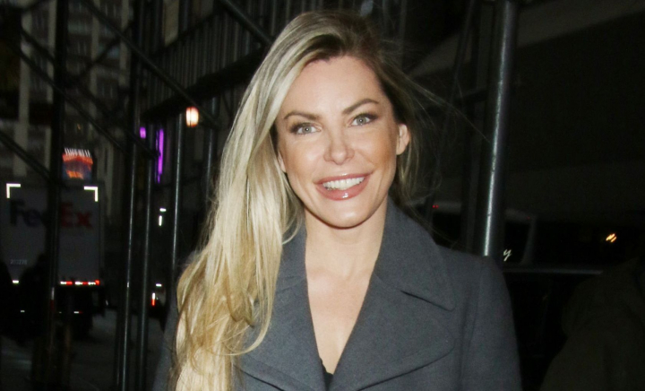 I-a murit soțul când el avea 91 de ani, iar acum vedeta în vârstă de 39 de ani se căsătorește din nou. Cine-i devine soț - FOTO I-a murit soțul când el avea 91 de ani, iar acum vedeta în vârstă de 39 de ani se căsătorește din nou. Cine-i devine soț - FOTO