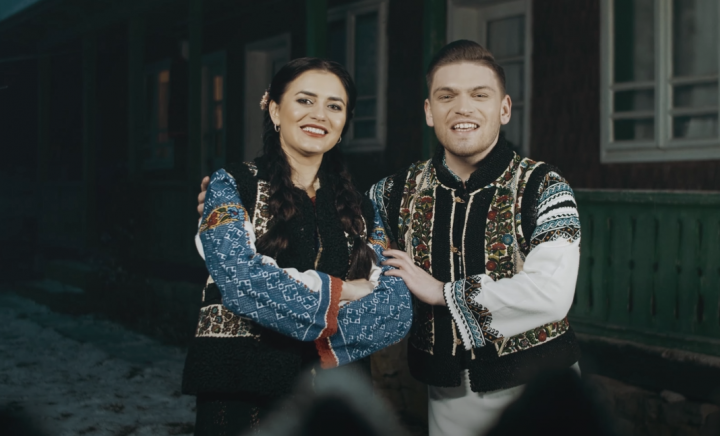 Ce relație îi leagă pe Laurențiu Marian și Mihaela Tabură. Interpretul de peste Prut a recunoscut totul - VIDEO Ce relație îi leagă pe Laurențiu Marian și Mihaela Tabură. Interpretul de peste Prut a recunoscut totul - VIDEO