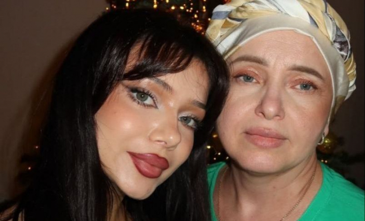 Emoționant! Mesajul Michaelei Zagaevski, după ce mama sa a învins lupta cu cancerul - FOTO Emoționant! Mesajul Michaelei Zagaevski, după ce mama sa a învins lupta cu cancerul - FOTO