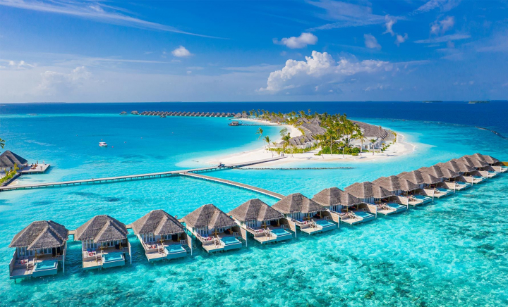 Plaje ca în Maldive, dar mai aproape de casă! Managerul în turism, Stela Sorbală, îți explică unde poți merge în vacanță vara aceasta, la prețuri avantajoase - VIDEO Plaje ca în Maldive, dar mai aproape de casă! Managerul în turism, Stela Sorbală, îți explică unde poți merge în vacanță vara aceasta, la prețuri avantajoase - VIDEO