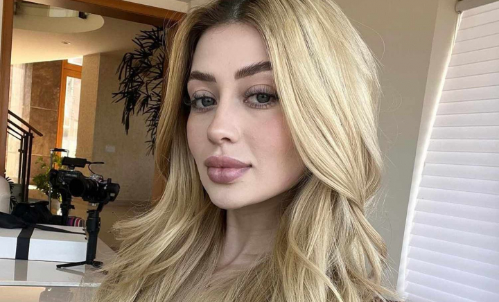 O influenceriță de doar 23 de ani a fost împușcată în timpul unui live pe TikTok. Atacatorul s-a prefăcut că îi aduce un cadou și a pătruns în salonul în care aceasta se afla O influenceriță de doar 23 de ani a fost împușcată în timpul unui live pe TikTok. Atacatorul s-a prefăcut că îi aduce un cadou și a pătruns în salonul în care aceasta se afla