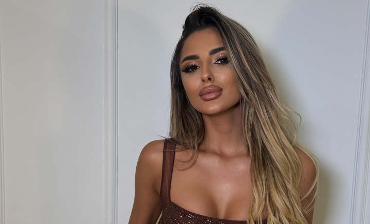 Angy Angel consideră că un machiaj de mireasă nu ar trebui să fie mai scump decât unul de seară: „Dacă vii la mine...” - VIDEO Angy Angel consideră că un machiaj de mireasă nu ar trebui să fie mai scump decât unul de seară: „Dacă vii la mine...” - VIDEO