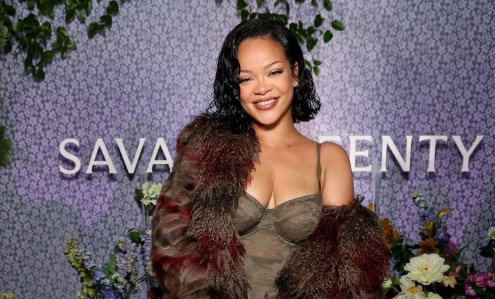 Rihanna își surprinde fanii după ani de absență. Noul single al artistei a fost lansat - VIDEO
Rihanna își surprinde fanii după ani de absență. Noul single al artistei a fost lansat - VIDEO