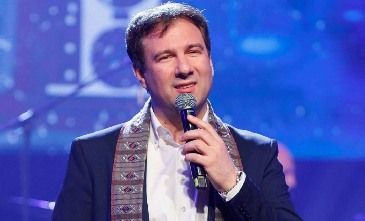 Ne surprinde mai rar cu premiere muzicale, însă când o face, ajunge până la suflet. Despre noua lansare a lui Vitalie Dani şi cele două mari iubiri din viaţa lui, află astăzi, la „O Seară Perfectă” - VIDEO