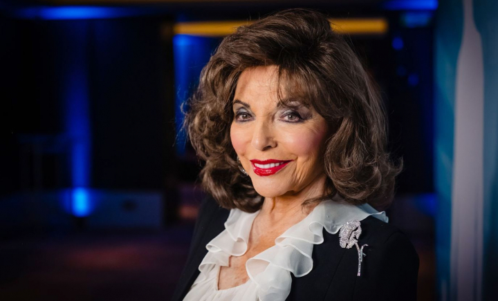 La 91 de ani, Joan Collins își surprinde din nou admiratorii cu o transformare spectaculoasă. Actrița va interpreta rolul Ducesei de Windsor - FOTO La 91 de ani, Joan Collins își surprinde din nou admiratorii cu o transformare spectaculoasă. Actrița va interpreta rolul Ducesei de Windsor - FOTO
