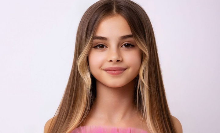 Kamelia Melnic aduce India acasă. Pentru noua ei piesă, a filmat un videoclip plin de culoare și energie, iar vibe-ul e total diferit de tot ce a făcut până acum. Cum a fost pe platoul de filmare, dar și când apare clipul, află astăzi, la „O Seară Perfectă” - VIDEO Kamelia Melnic aduce India acasă. Pentru noua ei piesă, a filmat un videoclip plin de culoare și energie, iar vibe-ul e total diferit de tot ce a făcut până acum. Cum a fost pe platoul de filmare, dar și când apare clipul, află astăzi, la „O Seară Perfectă” - VIDEO