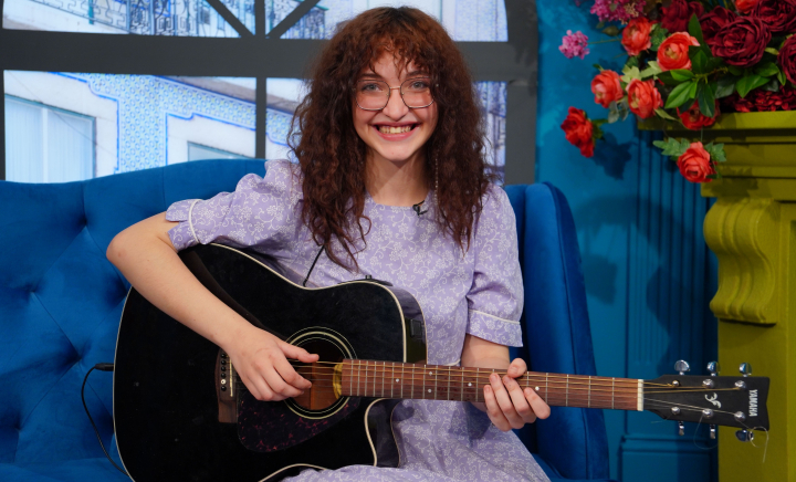 Prima Dragoste - despre compromisuri, autenticitate și libertatea artistică: „Pe mine trebuie să mă mesteci ca să mă poți înghiți” - VIDEO
Prima Dragoste - despre compromisuri, autenticitate și libertatea artistică: „Pe mine trebuie să mă mesteci ca să mă poți înghiți” - VIDEO