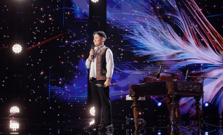 Marea finală Românii au talent, 23 mai 2025. Ianis Pîrșe, moment fenomenal la țambal! Puștiul de doar 13 ani i-a lăsat pe toți fără cuvinte - VIDEO Marea finală Românii au talent, 23 mai 2025. Ianis Pîrșe, moment fenomenal la țambal! Puștiul de doar 13 ani i-a lăsat pe toți fără cuvinte - VIDEO