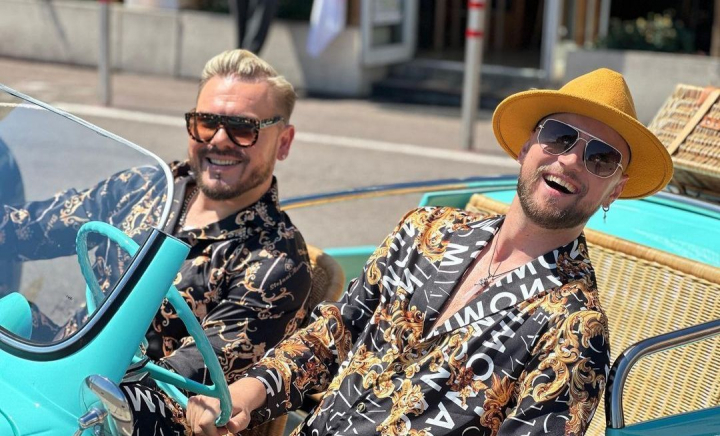 După un turneu spectaculos în Australia, Sunstroke Project revine cu forțe proaspete și o piesă nouă! Astăzi la „O Seară Perfectă”, află chiar de la ei cum arată culisele unui turneu internațional, ce i-a inspirat să lanseze acest nou vibe - VIDEO