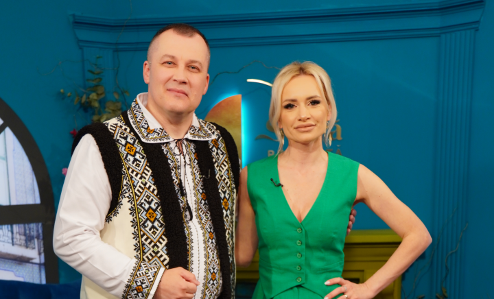Anișoara Loghin și Ruslan Bardier sunt vecini. Interpretul a dat-o de gol pe prezentatoarea de la PRO TV și a dezvăluit ce face aceasta în fiecare dimineață: „Văleu, asta nu trebuia de spus” - VIDEO Anișoara Loghin și Ruslan Bardier sunt vecini. Interpretul a dat-o de gol pe prezentatoarea de la PRO TV și a dezvăluit ce face aceasta în fiecare dimineață: „Văleu, asta nu trebuia de spus” - VIDEO