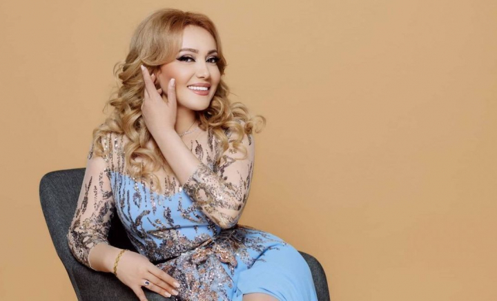 Adriana Ochișanu - imagini de colecție alături de mama sa! Iată de la cine a moștenit frumusețea - VIDEO Adriana Ochișanu - imagini de colecție alături de mama sa! Iată de la cine a moștenit frumusețea - VIDEO