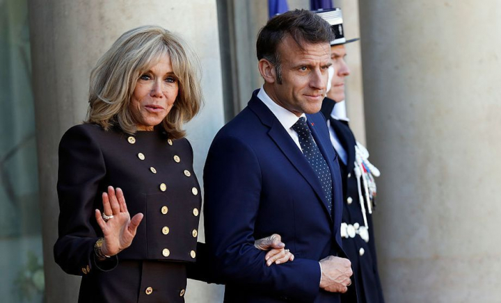 Cum arăta Brigitte în tinerețe, când l-a fermecat pe Emmanuel Macron, elevul pasionat de teatru care avea să devină președinte! Imagini rare din trecutul Primei Doamne a Franței - FOTO Cum arăta Brigitte în tinerețe, când l-a fermecat pe Emmanuel Macron, elevul pasionat de teatru care avea să devină președinte! Imagini rare din trecutul Primei Doamne a Franței - FOTO