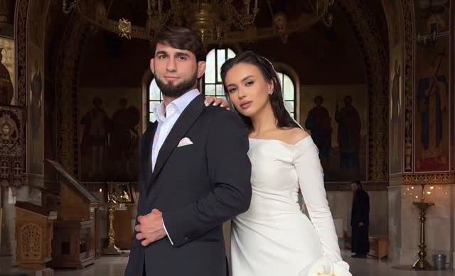 Nunta momentului în showbiz! Decor spectaculos, invitați aleși pe sprânceană și multe emoții în ziua în care Magnat s-a căsătorit cu Crina Dulgheru - FOTO/VIDEO Nunta momentului în showbiz! Decor spectaculos, invitați aleși pe sprânceană și multe emoții în ziua în care Magnat s-a căsătorit cu Crina Dulgheru - FOTO/VIDEO