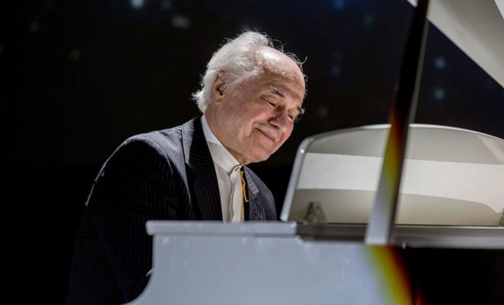 Ultimul mesaj postat pe Facebook de Eugen Doga, cu două zile înainte de a se stinge din viață - VIDEO
Ultimul mesaj postat pe Facebook de Eugen Doga, cu două zile înainte de a se stinge din viață - VIDEO