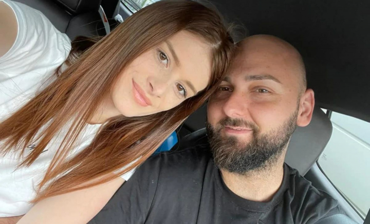 Prima reacție a lui Alex Marcu, după ce soția lui, Teodora Marcu, a fost împușcată. Magicianul nu își poate reveni din șoc: „Nu înțelege ce se întâmplă” Prima reacție a lui Alex Marcu, după ce soția lui, Teodora Marcu, a fost împușcată. Magicianul nu își poate reveni din șoc: „Nu înțelege ce se întâmplă”