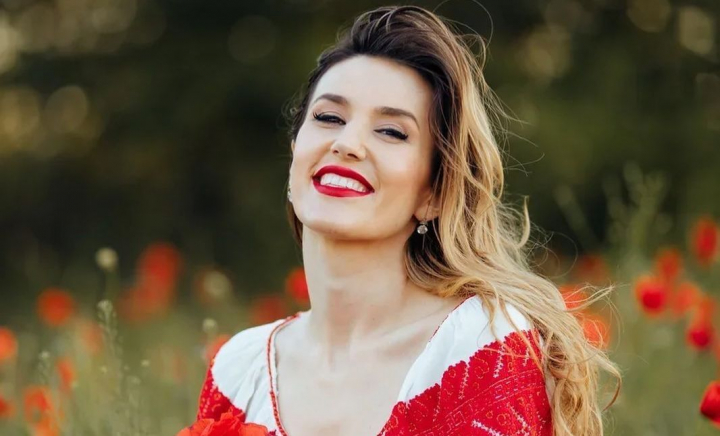 Tatiana Heghea și familia ei aleg să meargă cu bicicletele, în detrimentul mașinilor de lux. Care este motivul - VIDEO Tatiana Heghea și familia ei aleg să meargă cu bicicletele, în detrimentul mașinilor de lux. Care este motivul - VIDEO