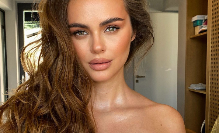 La nici 7 ani, fiica Xeniei Deli cunoaște deja 4 limbi! Iată cum vorbește în engleză, franceză, arabă și rusă: „Avem un mini poliglot în devenire” - VIDEO La nici 7 ani, fiica Xeniei Deli cunoaște deja 4 limbi! Iată cum vorbește în engleză, franceză, arabă și rusă: „Avem un mini poliglot în devenire” - VIDEO