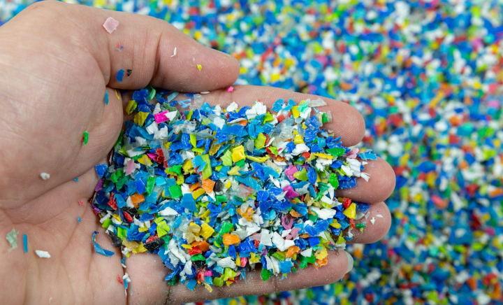 Cum ne afectează microplasticul? Răspunsul îl poți afla sâmbătă, la iSănătate - VIDEO