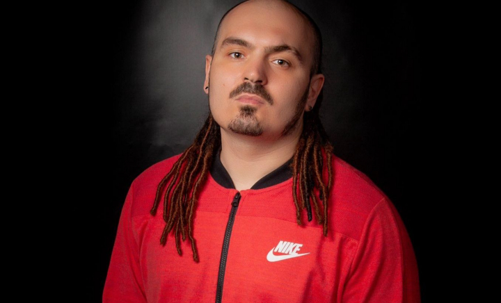 Toți îl deplâng! Mesajele pline de durere ale vedetelor de la noi după moartea lui Jucătoru' - FOTO/VIDEO Toți îl deplâng! Mesajele pline de durere ale vedetelor de la noi după moartea lui Jucătoru' - FOTO/VIDEO