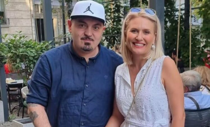 Primul mesaj al Diannei Rotaru după decesul lui Jucătoru': „El a fost frățiorul meu mai mic” - FOTO Primul mesaj al Diannei Rotaru după decesul lui Jucătoru': „El a fost frățiorul meu mai mic” - FOTO