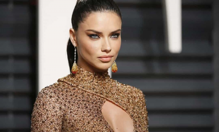 Horoscop 12 iunie 2025, cu Neti Sandu. O zi plină de reușite și oportunități. Zodia care va câștiga bani Horoscop 12 iunie 2025, cu Neti Sandu. O zi plină de reușite și oportunități. Zodia care va câștiga bani