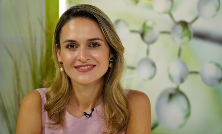 Top-ul alimentelor pe care trebuie să le consumi vara! Nutriționista și prezentatoarea Pro TV, Corina Dascălu, te îndeamnă să profiți la maxim de sezonul estival - VIDEO Top-ul alimentelor pe care trebuie să le consumi vara! Nutriționista și prezentatoarea Pro TV, Corina Dascălu, te îndeamnă să profiți la maxim de sezonul estival - VIDEO