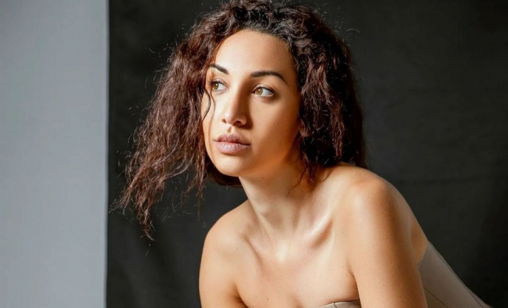 Un costum de-al ei poate ajunge să coste chiar și mii de euro! Natalia Duminică a uimit cu cel mai recent look pe care l-a afișat: „Eu am comandat doar din Egipt, Rusia, Ucraina și Maroc” - VIDEO Un costum de-al ei poate ajunge să coste chiar și mii de euro! Natalia Duminică a uimit cu cel mai recent look pe care l-a afișat: „Eu am comandat doar din Egipt, Rusia, Ucraina și Maroc” - VIDEO