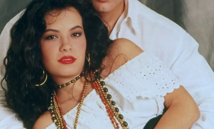 Cu greu o recunoști! Cum arată în 2025 Kassandra din celebra telenovelă cu același nume. Are 52 de ani și o siluetă de top model - FOTO Cu greu o recunoști! Cum arată în 2025 Kassandra din celebra telenovelă cu același nume. Are 52 de ani și o siluetă de top model - FOTO