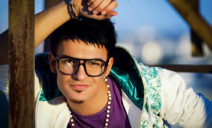 Îți mai amintești de excentricul Danu Boian de la Fabrica de Staruri? Vezi cum arată acum, dar și cu ce se ocupă - FOTO/VIDEO
Îți mai amintești de excentricul Danu Boian de la Fabrica de Staruri? Vezi cum arată acum, dar și cu ce se ocupă - FOTO/VIDEO