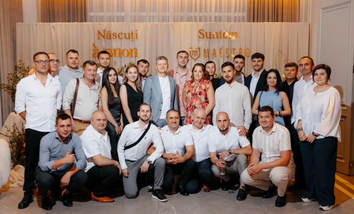 Apriori a sărbătorit 10 ani de excelență! Primele imagini de la eveniment - VIDEO Apriori a sărbătorit 10 ani de excelență! Primele imagini de la eveniment - VIDEO