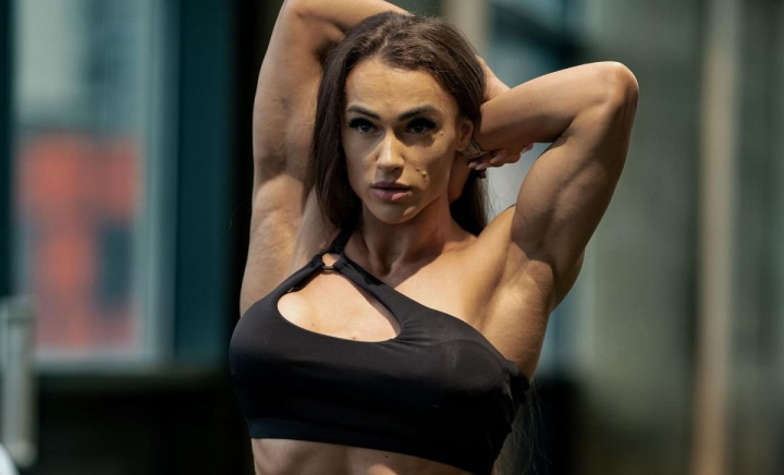 Interviu blitz cu Leo Ciobu! Descoper-o mai bine cea mai populară culturistă din Moldova - VIDEO Interviu blitz cu Leo Ciobu! Descoper-o mai bine cea mai populară culturistă din Moldova - VIDEO