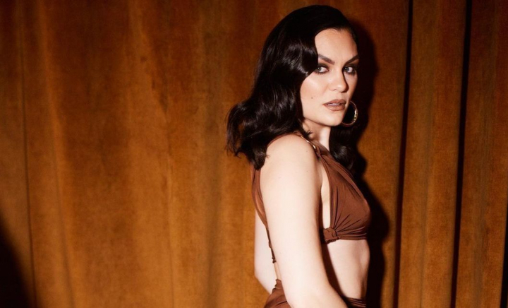 Jessie J, imagini de pe patul de spital. Artista a fost supusă unei intervenții chirurgicale - FOTO Jessie J, imagini de pe patul de spital. Artista a fost supusă unei intervenții chirurgicale - FOTO