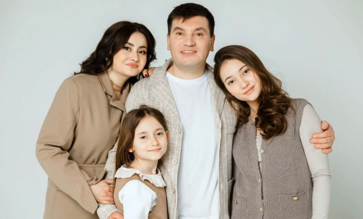 Ziua Taților! Cine sunt vedetele de la noi care se bucură de acest statut special - FOTO Ziua Taților! Cine sunt vedetele de la noi care se bucură de acest statut special - FOTO