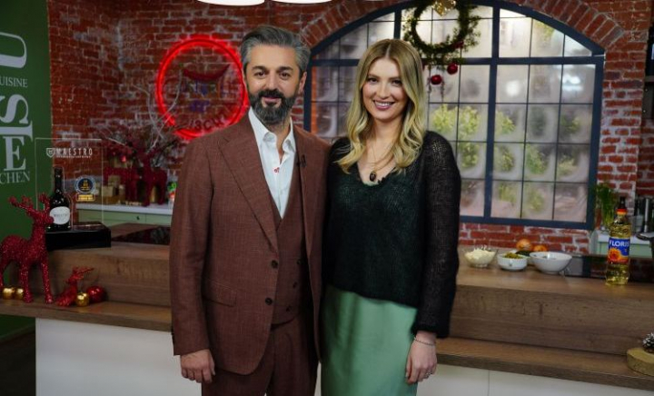 Adrian Ursu și Irina Negară nu-și afișează fiica pe rețelele de socializare! Dezvăluirile interpretului: „Am ales să nu mimăm o familie fericită prin copii” - VIDEO Adrian Ursu și Irina Negară nu-și afișează fiica pe rețelele de socializare! Dezvăluirile interpretului: „Am ales să nu mimăm o familie fericită prin copii” - VIDEO