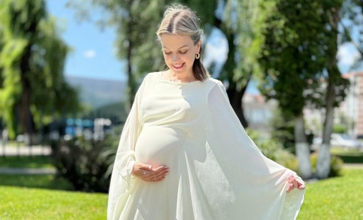 Fotografie inedită de la ecografie! Cum arată cel de-al zecelea bebeluș al Marinei Cârnaț - FOTO Fotografie inedită de la ecografie! Cum arată cel de-al zecelea bebeluș al Marinei Cârnaț - FOTO