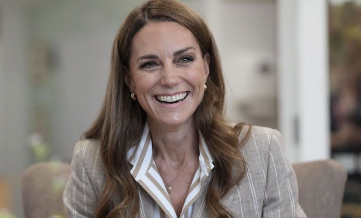 Suferința din spatele zâmbetului. Kate Middleton dezvăluie detalii sfâșietoare despre lupta ei cu cancerul Suferința din spatele zâmbetului. Kate Middleton dezvăluie detalii sfâșietoare despre lupta ei cu cancerul