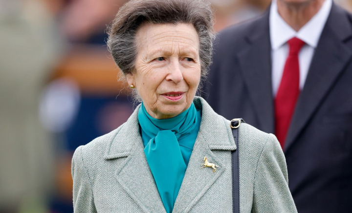 Cea mai conservatoare dintre prințesele britanice și-a schimbat coafura, după zeci de ani! Prințesa Anne a surprins pe toți - FOTO Cea mai conservatoare dintre prințesele britanice și-a schimbat coafura, după zeci de ani! Prințesa Anne a surprins pe toți - FOTO