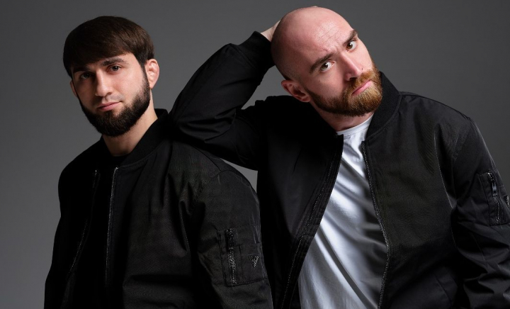 Barba nu mai e doar un detaliu! Top bărbați de la noi care își definesc stilul printr-o barbă deosebită - FOTO
Barba nu mai e doar un detaliu! Top bărbați de la noi care își definesc stilul printr-o barbă deosebită - FOTO