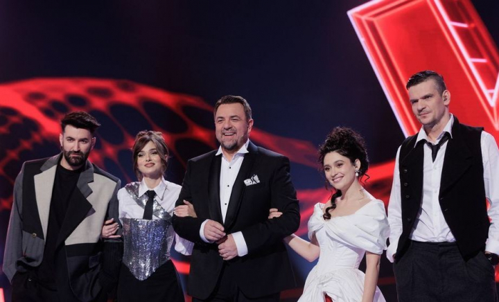 Primele imagini de la filmările pentru sezonul 13 Vocea României. Tudor Chirilă, Smiley, Irina Rimes și Theo Rose & Horia Brenciu sunt gata să scrie un nou capitol spectaculos - VIDEO Primele imagini de la filmările pentru sezonul 13 Vocea României. Tudor Chirilă, Smiley, Irina Rimes și Theo Rose & Horia Brenciu sunt gata să scrie un nou capitol spectaculos - VIDEO