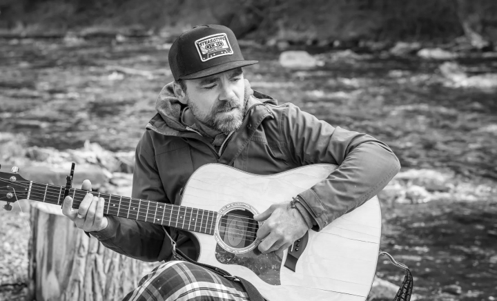 Un tată renunță la carieră pentru a găsi tratament pentru fiica sa, diagnosticată cu o boală rară: „I-a răpit abilitatea de a vorbi” Un tată renunță la carieră pentru a găsi tratament pentru fiica sa, diagnosticată cu o boală rară: „I-a răpit abilitatea de a vorbi”