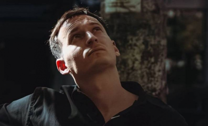 Așteptarea a luat sfârșit! Fanii au cerut, iar The Motans a făcut. Piesa „Regele Lumii” are acum și un videoclip pe măsură - VIDEO Așteptarea a luat sfârșit! Fanii au cerut, iar The Motans a făcut. Piesa „Regele Lumii” are acum și un videoclip pe măsură - VIDEO