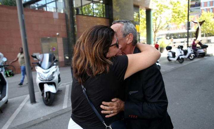 Doliu în lumea televiziunii! Unul dintre cei mai iubiți prezentatori a murit. A fost răpus de o boală necruțătoare Doliu în lumea televiziunii! Unul dintre cei mai iubiți prezentatori a murit. A fost răpus de o boală necruțătoare