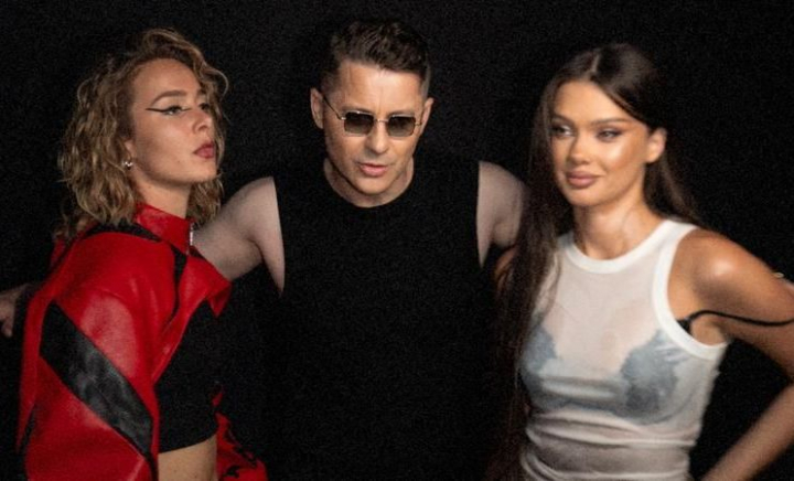 Îți mai amintești legendara piesă „Dragoste de închiriat” de la Akcent? La 20 de ani de la lansarea versiunii originale, artistul a revenit cu un remake alături de Misha Miller - VIDEO
Îți mai amintești legendara piesă „Dragoste de închiriat” de la Akcent? La 20 de ani de la lansarea versiunii originale, artistul a revenit cu un remake alături de Misha Miller - VIDEO