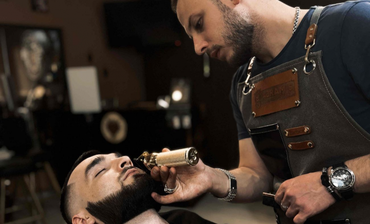 Rețeaua Abram's Barbershop continuă să se extindă! Noua locație, modernă și bine echipată, este acum deschisă în sectorul Botanica - VIDEO Rețeaua Abram's Barbershop continuă să se extindă! Noua locație, modernă și bine echipată, este acum deschisă în sectorul Botanica - VIDEO