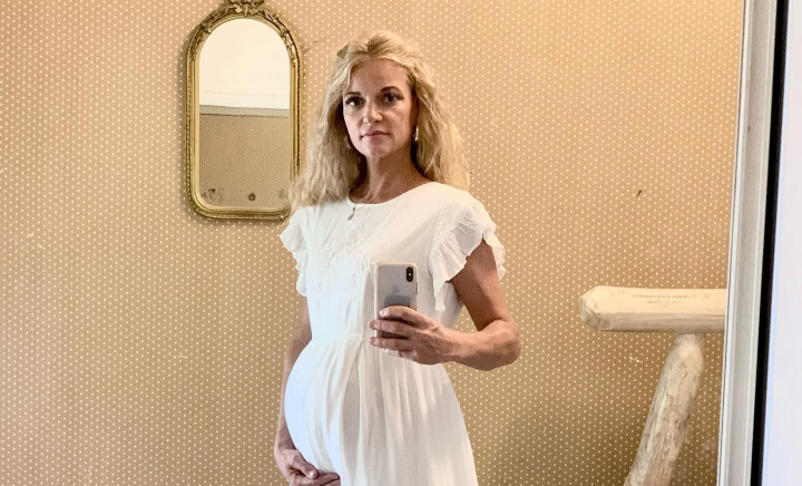 O femeie de 46 de ani a anunțat că e gravidă a 11-a oară. Două săptămâni mai târziu, fiica ei a primit o veste care a schimbat totul - FOTO/VIDEO O femeie de 46 de ani a anunțat că e gravidă a 11-a oară. Două săptămâni mai târziu, fiica ei a primit o veste care a schimbat totul - FOTO/VIDEO