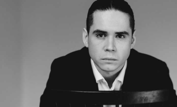 Satoshi a spus „Adio” vieții de burlac? Indiciul pe care fanii nu l-au trecut cu vederea și i-a făcut să creadă că interpretul s-a căsătorit în secret - FOTO Satoshi a spus „Adio” vieții de burlac? Indiciul pe care fanii nu l-au trecut cu vederea și i-a făcut să creadă că interpretul s-a căsătorit în secret - FOTO