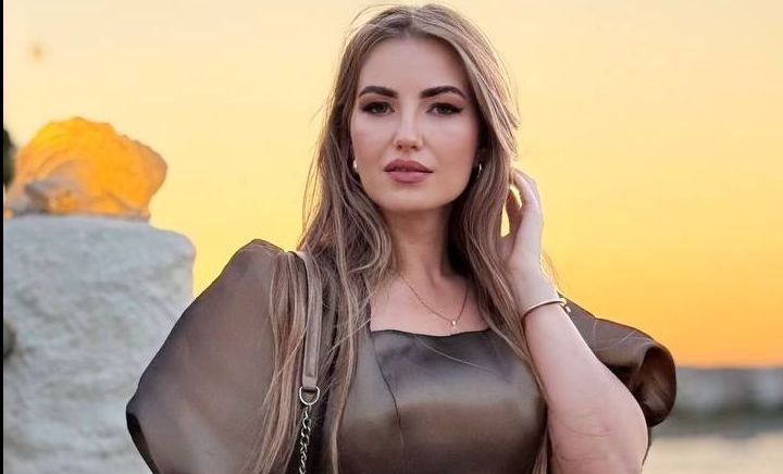 Totul despre costurile emoționale ale utilizării rețelelor sociale! Aurelia Balan, psiholog: „Utilizatorii își expun doar cele mai bune momente ceea ce generează un ciclu vicios” - FOTO Totul despre costurile emoționale ale utilizării rețelelor sociale! Aurelia Balan, psiholog: „Utilizatorii își expun doar cele mai bune momente ceea ce generează un ciclu vicios” - FOTO