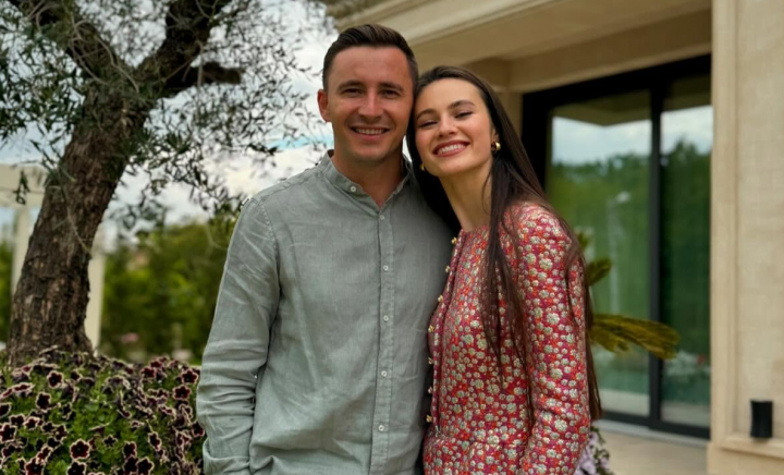 Cum arată casele vedetelor din Moldova! Olga Țăpordei, Marina Cârnaț, Emilian Crețu și alții au investit o avere în locuințele lor - FOTO/VIDEO Cum arată casele vedetelor din Moldova! Olga Țăpordei, Marina Cârnaț, Emilian Crețu și alții au investit o avere în locuințele lor - FOTO/VIDEO