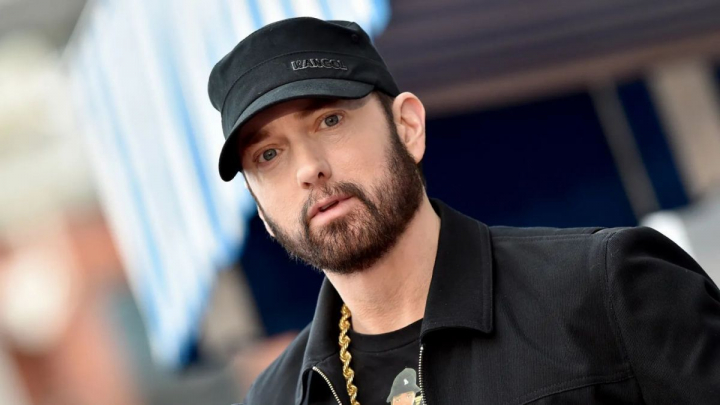 Eminem, dezvăluiri cutremurătoare despre dependenţa sa de droguri: „A trebuit să învăţ să merg și să vorbesc" Eminem, dezvăluiri cutremurătoare despre dependenţa sa de droguri: „A trebuit să învăţ să merg și să vorbesc"
